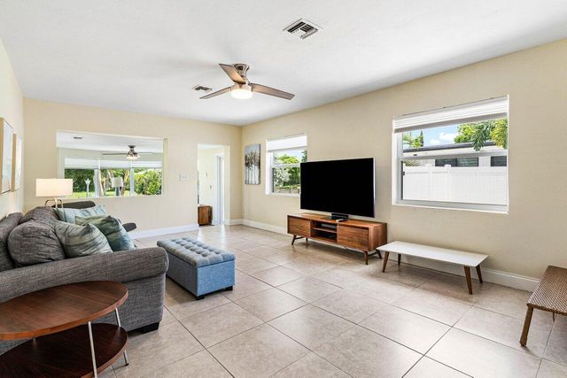 123 NW 6th Avenue, Delray Beach, FL 33444