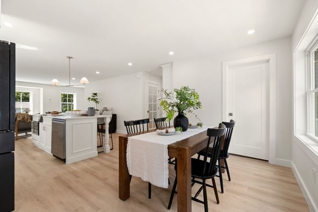 65 Dunstable Rd B, Chelmsford, MA 01863