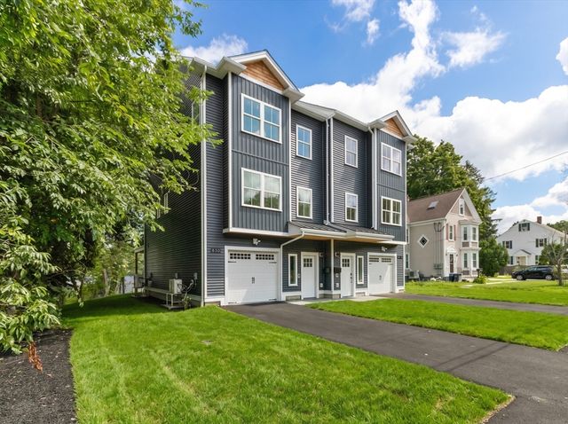 65 Dunstable Rd B, Chelmsford, MA 01863