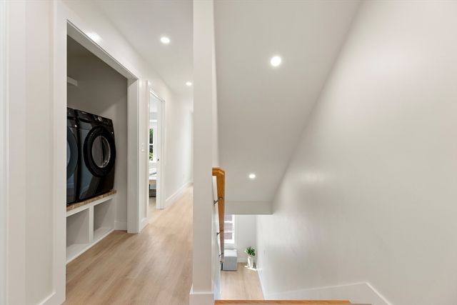 65 Dunstable Rd B, Chelmsford, MA 01863