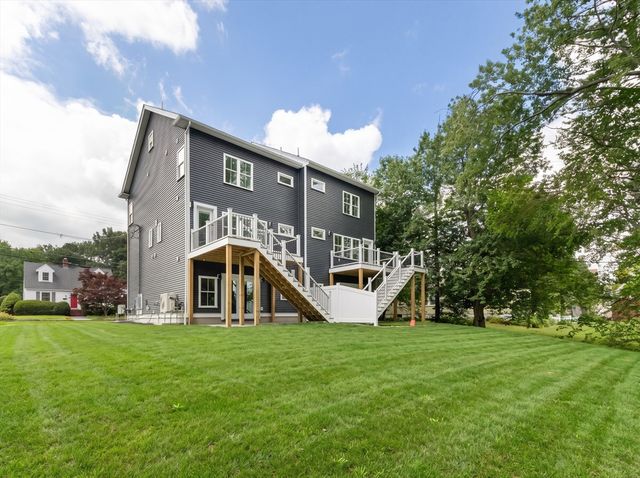 65 Dunstable Rd B, Chelmsford, MA 01863