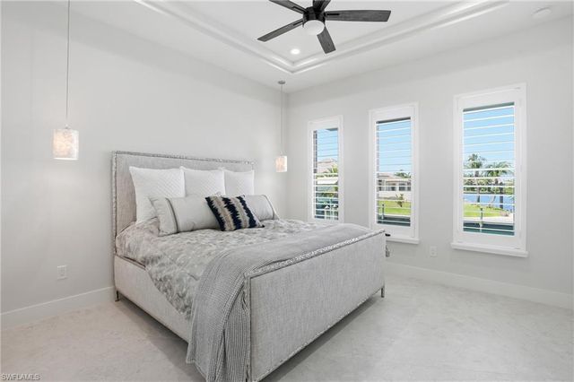 5201 Seagull CT, Cape Coral, FL 33904