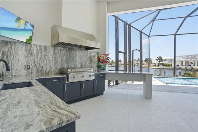 5201 Seagull CT, Cape Coral, FL 33904