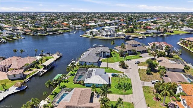 5201 Seagull CT, Cape Coral, FL 33904