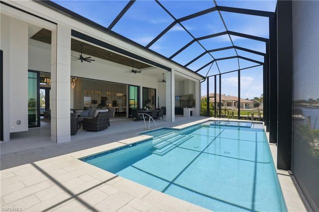 5201 Seagull CT, Cape Coral, FL 33904