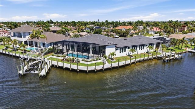 5201 Seagull CT, Cape Coral, FL 33904