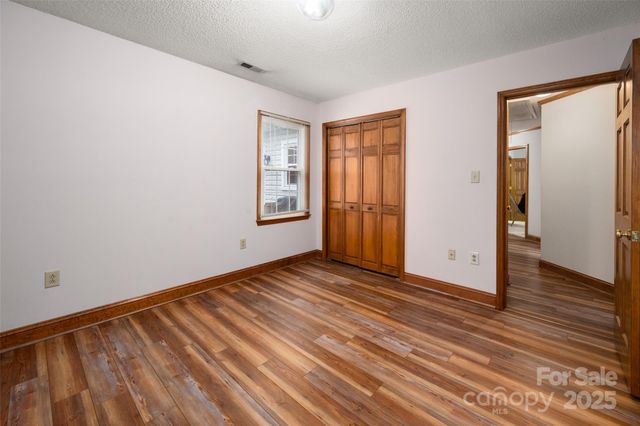 6045 Burnt Mill Run, Matthews, NC 28104