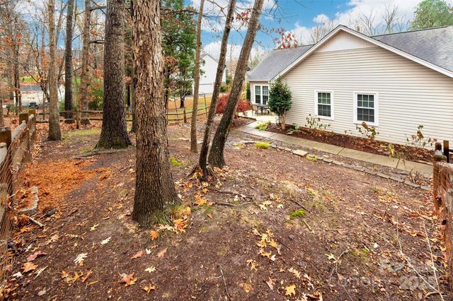 6045 Burnt Mill Run, Matthews, NC 28104