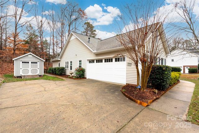 6045 Burnt Mill Run, Matthews, NC 28104