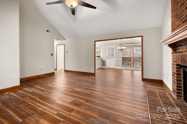 6045 Burnt Mill Run, Matthews, NC 28104