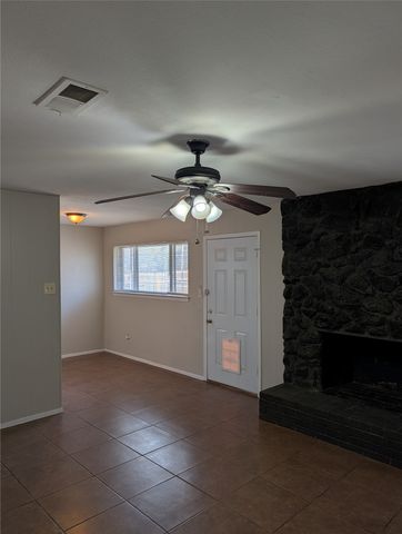 2901 San Marcos Drive, Fort Worth, TX 76116