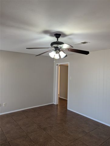 2901 San Marcos Drive, Fort Worth, TX 76116