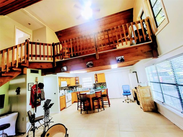 136 SW 85th Ave., Okeechobee, FL 34974