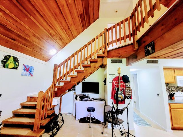 136 SW 85th Ave., Okeechobee, FL 34974