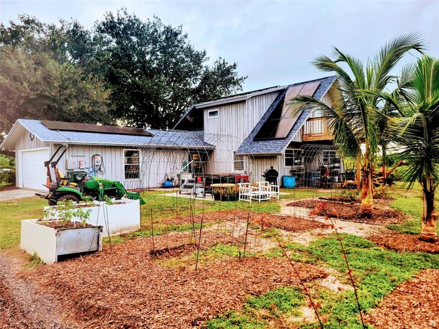 136 SW 85th Ave., Okeechobee, FL 34974