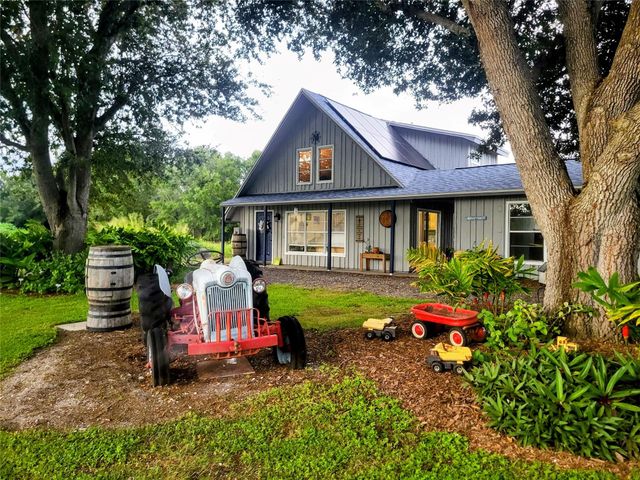 136 SW 85th Ave., Okeechobee, FL 34974