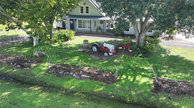 136 SW 85th Ave., Okeechobee, FL 34974