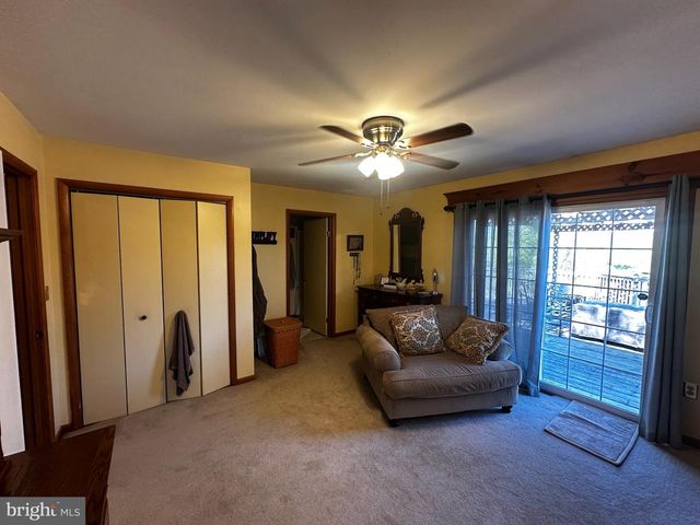 2117 BAINBRIDGE RD, Elizabethtown, PA 17022