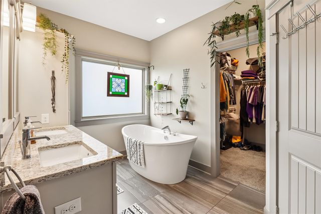 2609 NW 21st Street, Ankeny, IA 50023