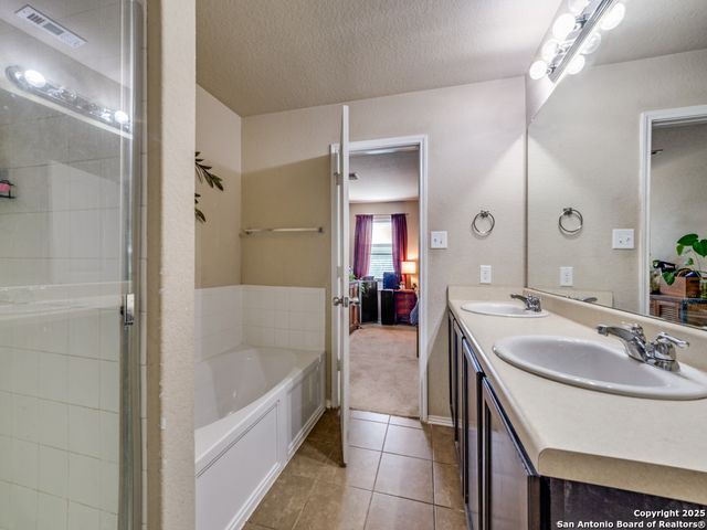 216 Jolie Circle, Boerne, TX 78015