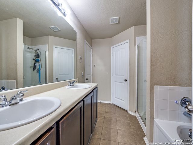 216 Jolie Circle, Boerne, TX 78015