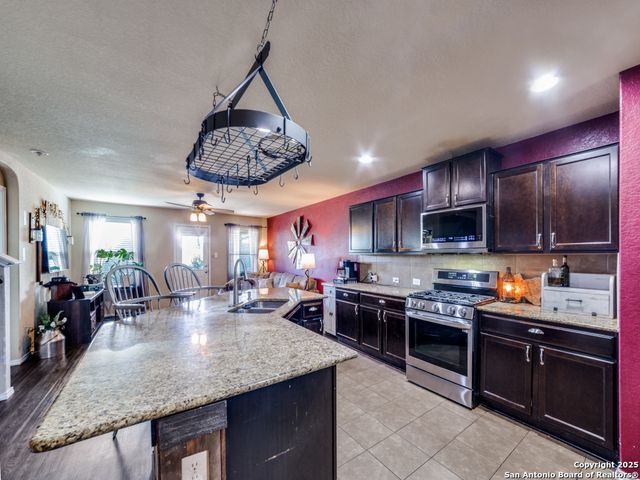 216 Jolie Circle, Boerne, TX 78015