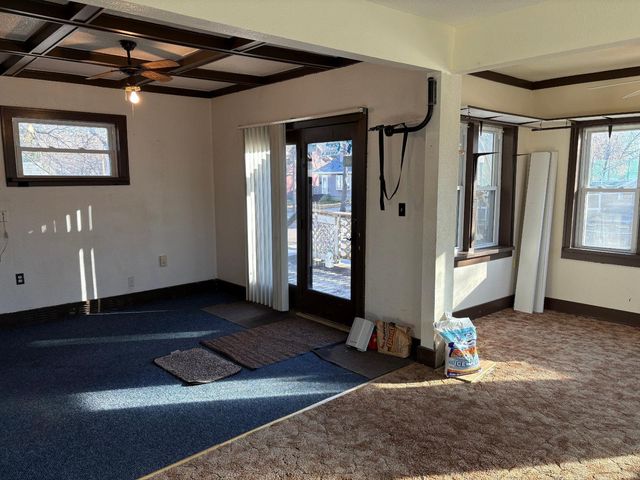 1124 University Drive S, Fargo, ND 58103