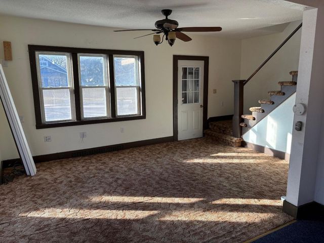 1124 University Drive S, Fargo, ND 58103