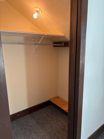 1124 University Drive S, Fargo, ND 58103