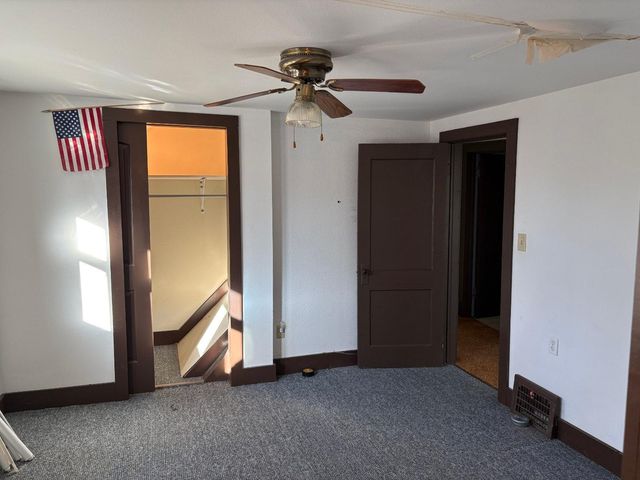 1124 University Drive S, Fargo, ND 58103