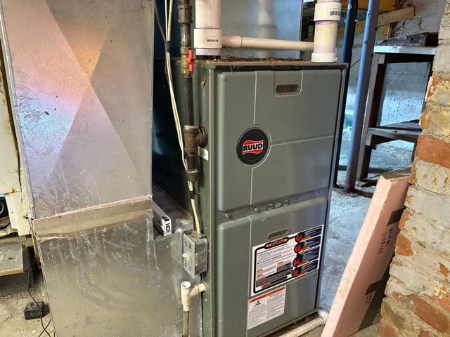 1124 University Drive S, Fargo, ND 58103