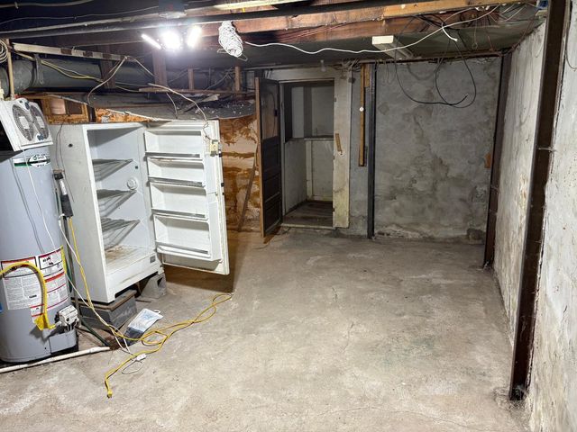 1124 University Drive S, Fargo, ND 58103