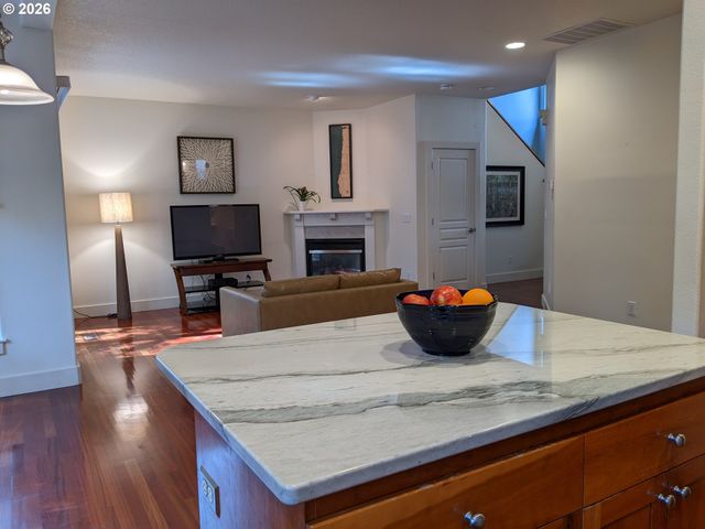 12890 Sw BLUE HERON Pl, Portland, OR 97223