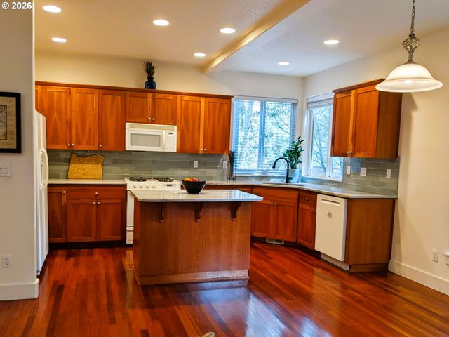 12890 Sw BLUE HERON Pl, Portland, OR 97223