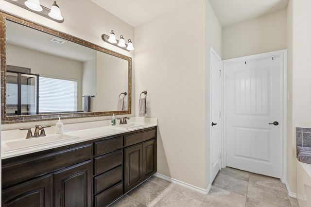 2432 Half Moon Bay Lane, Fort Worth, TX 76177