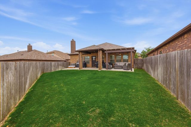 2432 Half Moon Bay Lane, Fort Worth, TX 76177