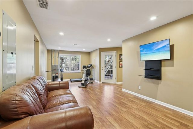 3115 Wellbrook Drive, Loganville, GA 30052