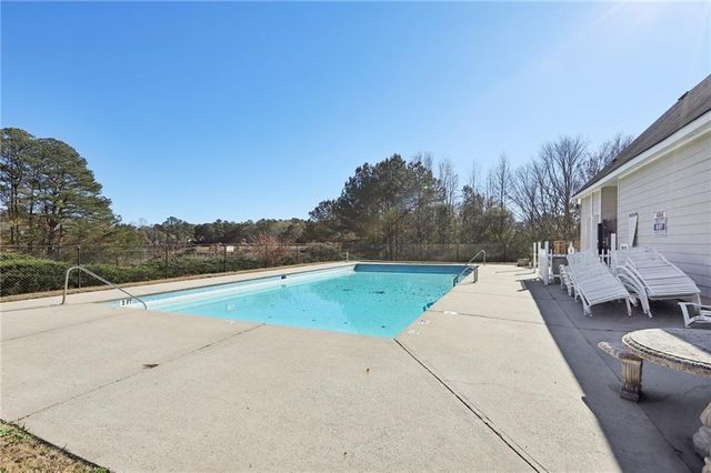 3115 Wellbrook Drive, Loganville, GA 30052