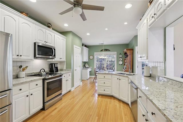 3115 Wellbrook Drive, Loganville, GA 30052