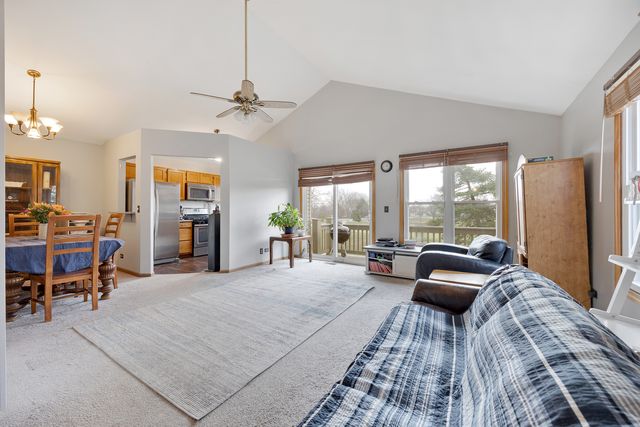 273 Doral Court A, Elk Grove Village, IL 60007