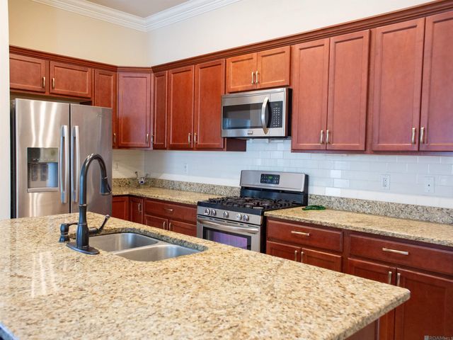 17566 Waterloo Dr, Baton Rouge, LA 70817