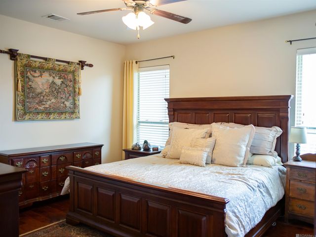 17566 Waterloo Dr, Baton Rouge, LA 70817