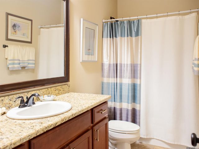 17566 Waterloo Dr, Baton Rouge, LA 70817