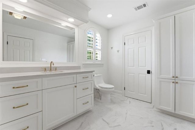 4100 Magnolia Ridge Drive, Lake Charles, LA 70605
