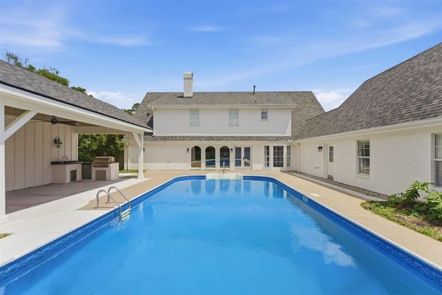 4100 Magnolia Ridge Drive, Lake Charles, LA 70605