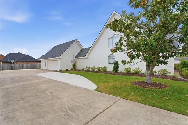 4100 Magnolia Ridge Drive, Lake Charles, LA 70605