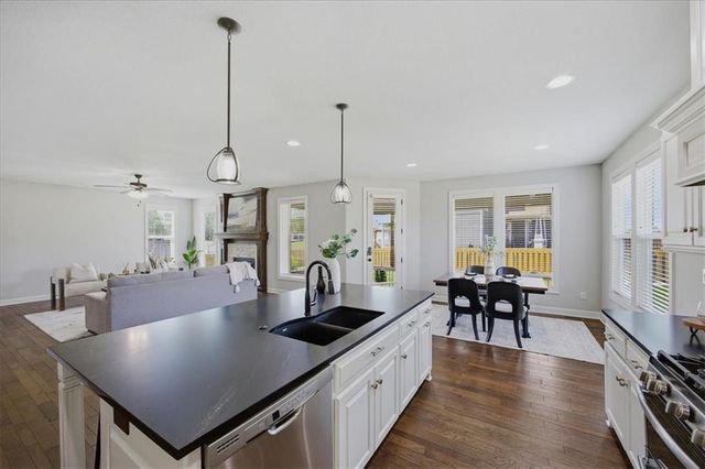 16964 S Hunter Street, Olathe, KS 66062