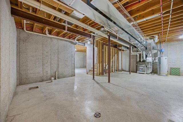 16964 S Hunter Street, Olathe, KS 66062