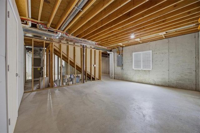 16964 S Hunter Street, Olathe, KS 66062