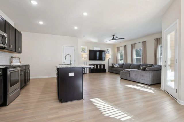 409 Tines Dr, Shelbyville, TN 37160